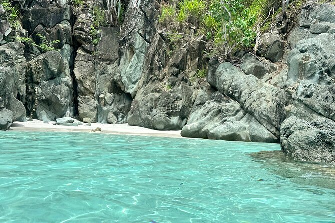 Amazing Half Day Private Boat Charter on Luxury Sailing Catamaran - A private half-day on Second Chance