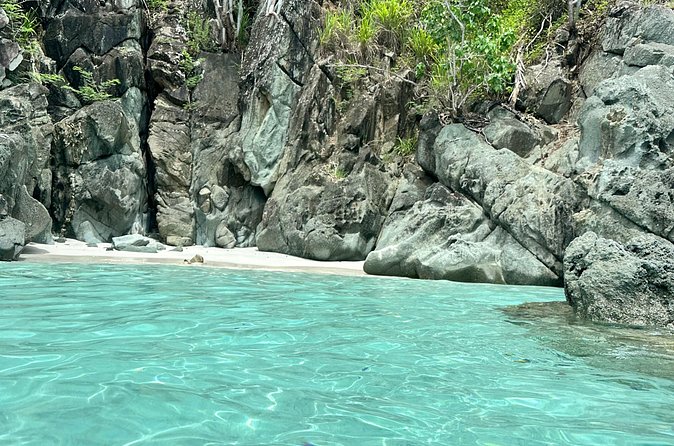 Amazing Half Day Private Boat Charter on Luxury Sailing Catamaran - Picking your snorkeling stops