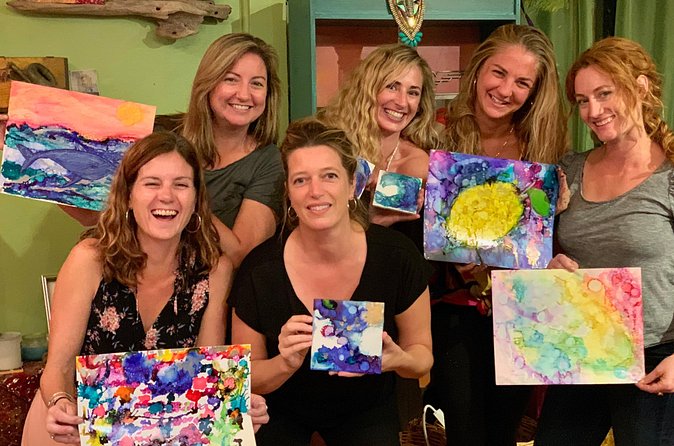 Art & Wine Events in St Thomas - Who Will Enjoy This Evening