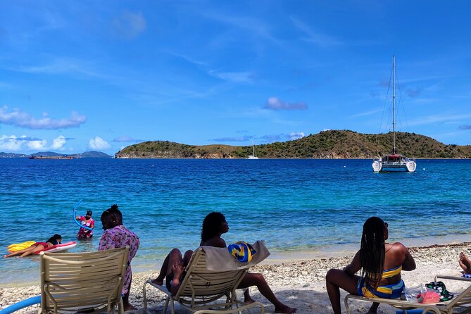 BVI Daytrip on private powerboat with snorkeling - The crew and the tone of the outing