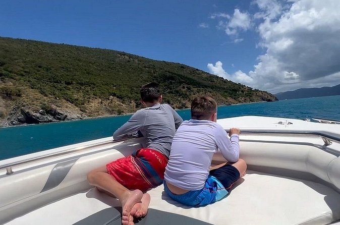 BVI Private Day Charters - Foxy’s on Jost Van Dyke