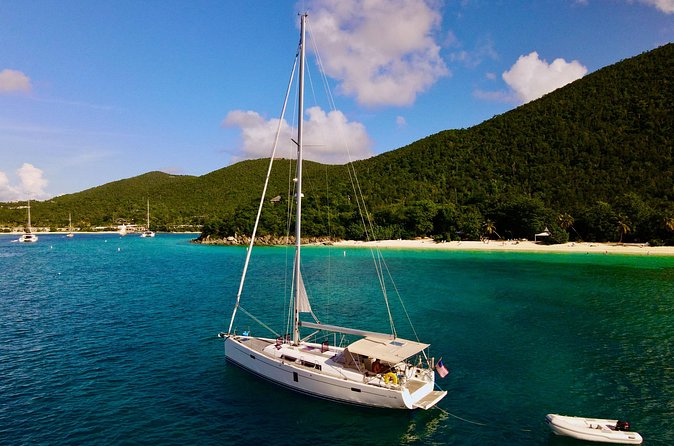 Christmas Cove and Pizza Pi Happy Hour Sail Tour - Weather, cancellations, and practical planning