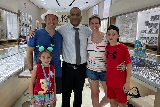 Drinks & Diamonds Shopping Experience in St. Thomas - What the customer experiences tell you about service