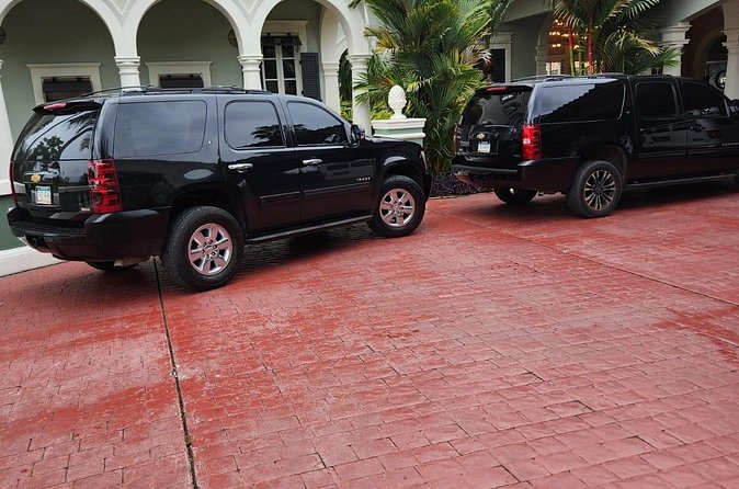 Exclusive Airport Transfers (up to 4 persons) One-Way - Why $135 can be good value for four