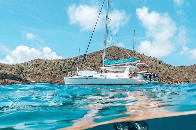 Jost Van Dyke - Sandy Spit & Soggy Dollar Sailing Tour in the BVI - White Bay and the Soggy Dollar Bar