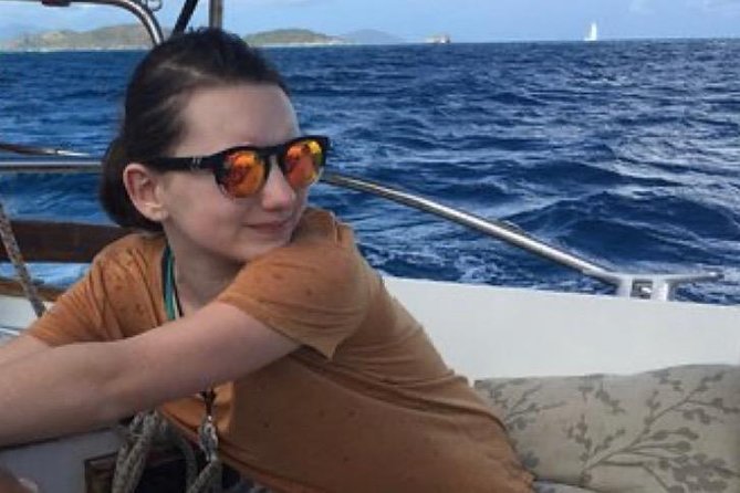 Learn to Sail - Sailing Lessons All Inclusive - Lunch, snacks, and an open bar
