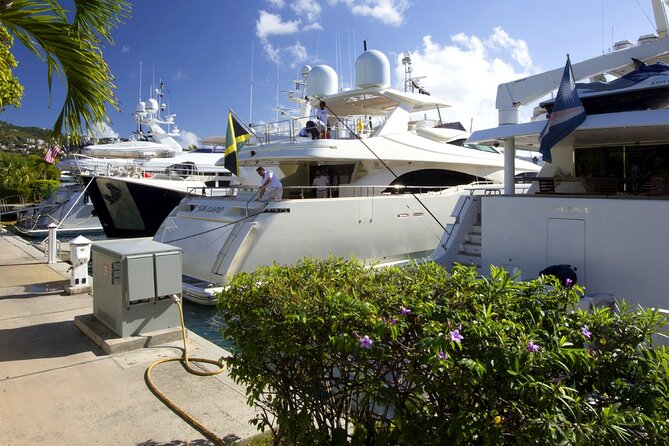 Paradise Taxi & Tours USVI- St Thomas Airport Transportation to Crown Bay Marina - Leaving Cyril E. King Airport without the taxi scramble