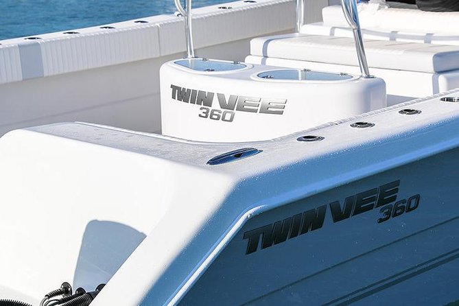 Private Fast Power Catamaran. Full or Half Day for Beach Hopping, Snorkel & Swim - Trunk Bay, Scott Bay, Maho Bay, and Magens Bay