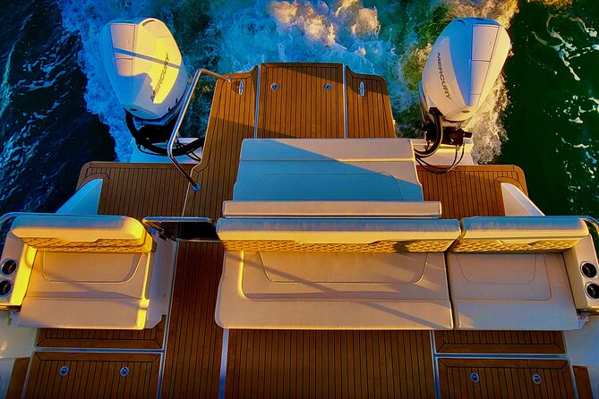 Private Luxury Catamaran Champagne Sunset Cruise - What the $1,095 group price means
