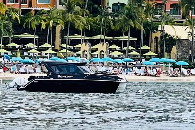 Private Luxury Catamaran Champagne Sunset Cruise - Boarding at Yacht Haven Grande