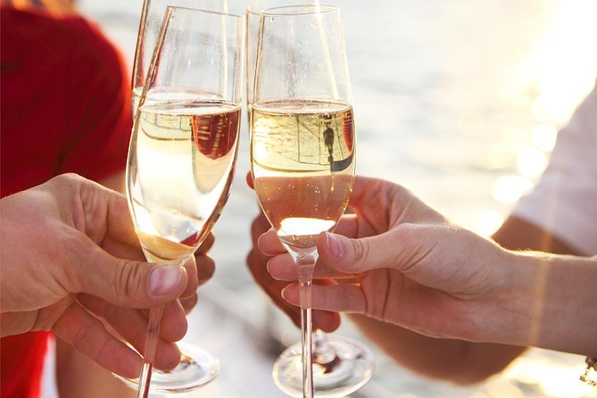 Private Sunset Sailor's Delight from Sapphire Marina - Key details before you book
