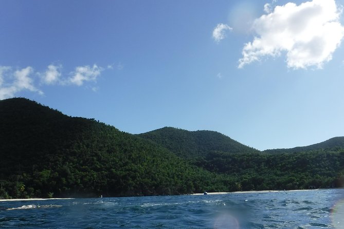 St John & Surrounding Cays - Full-Day Sail/Snorkel, 6 Guests Max - Why a six-person sail feels different